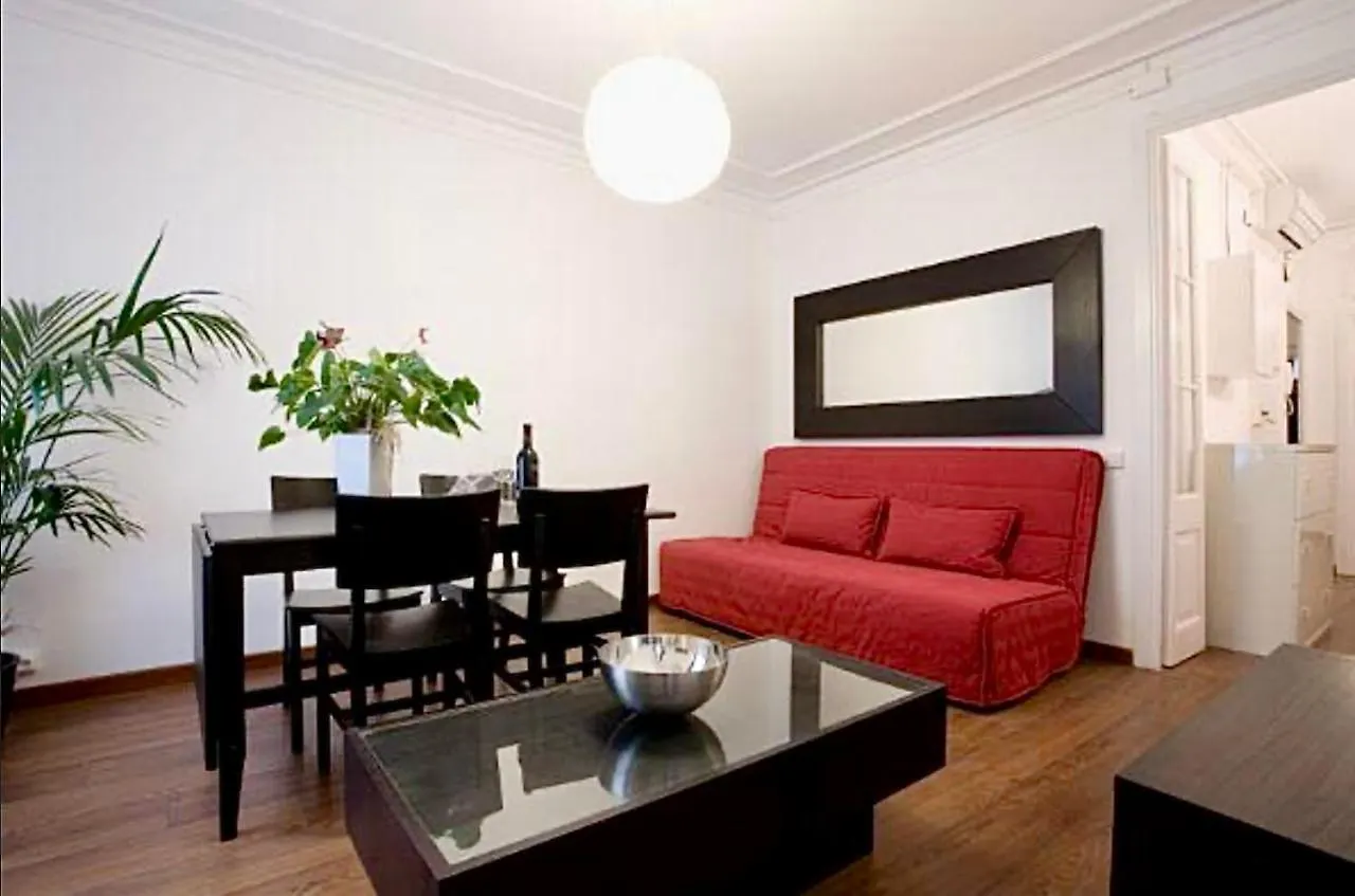 5-Bed Apartment In The Heart Of The City Barcelona